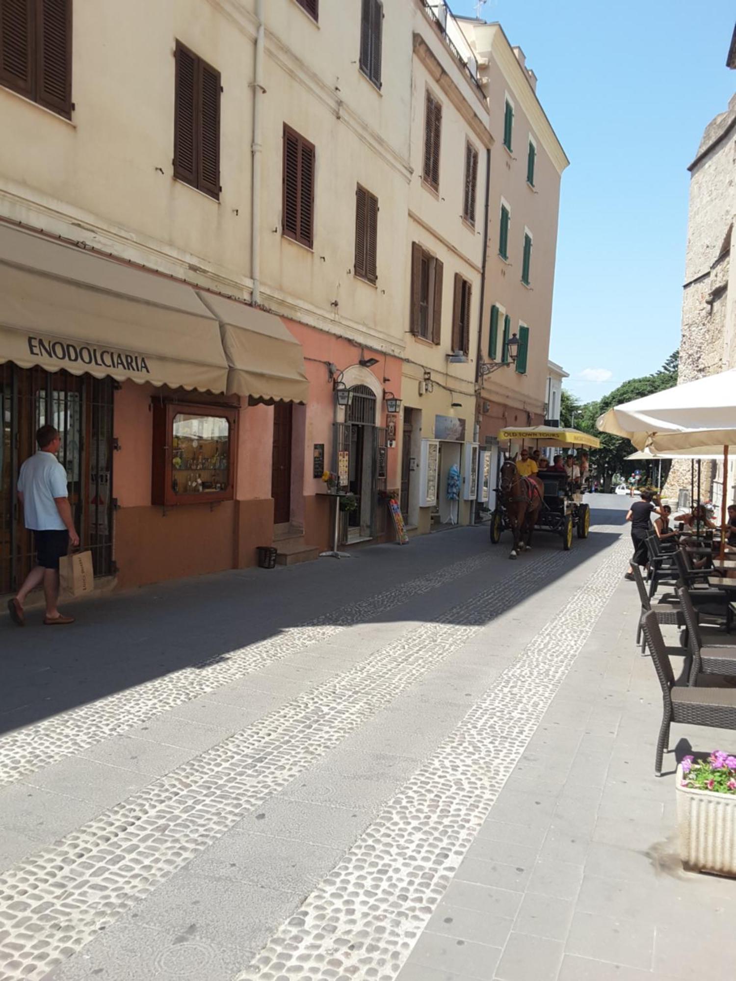 Nice Apt In A Street In Old Town Alghero Buitenkant foto